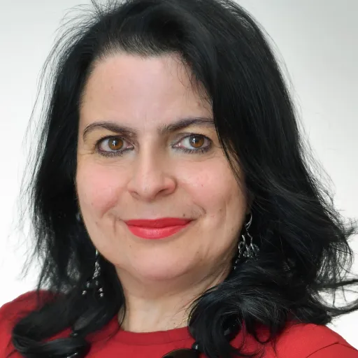 Dr. Carla Laura Petruzzelli